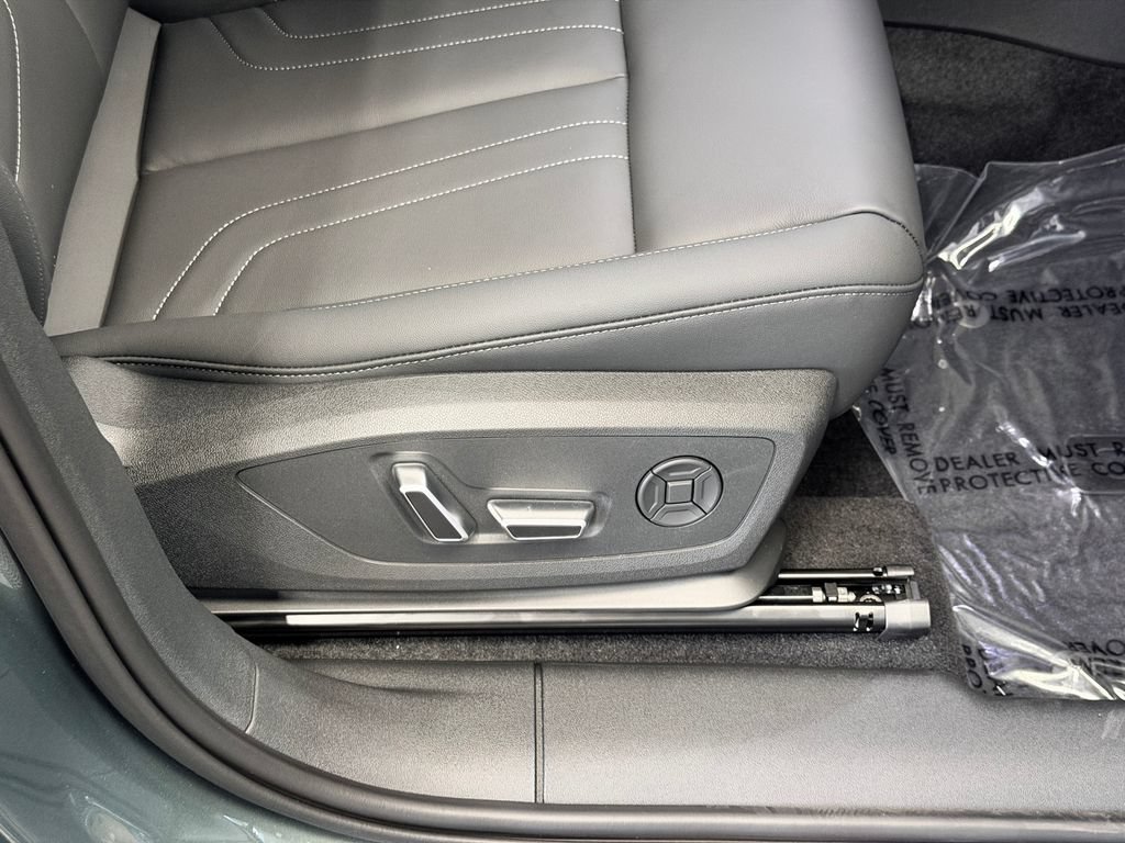 New 2026 Audi Q3 quattro 2.0T AWD/4WD image 29