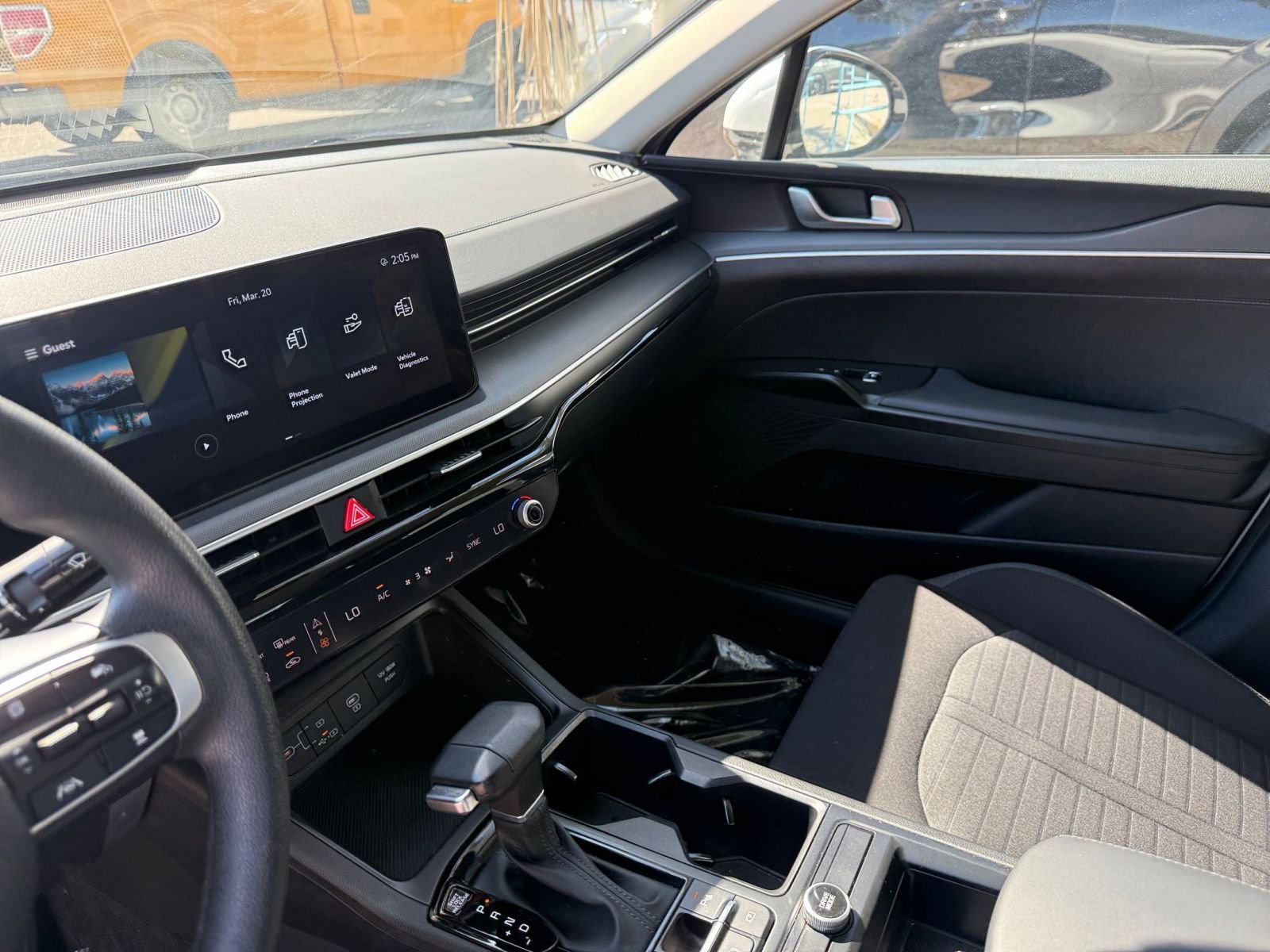 Used 2025 Kia K5 LXS image 32