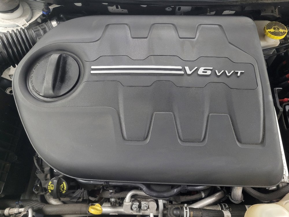 Used 2019 Jeep Cherokee Limited AWD/4WD image 30