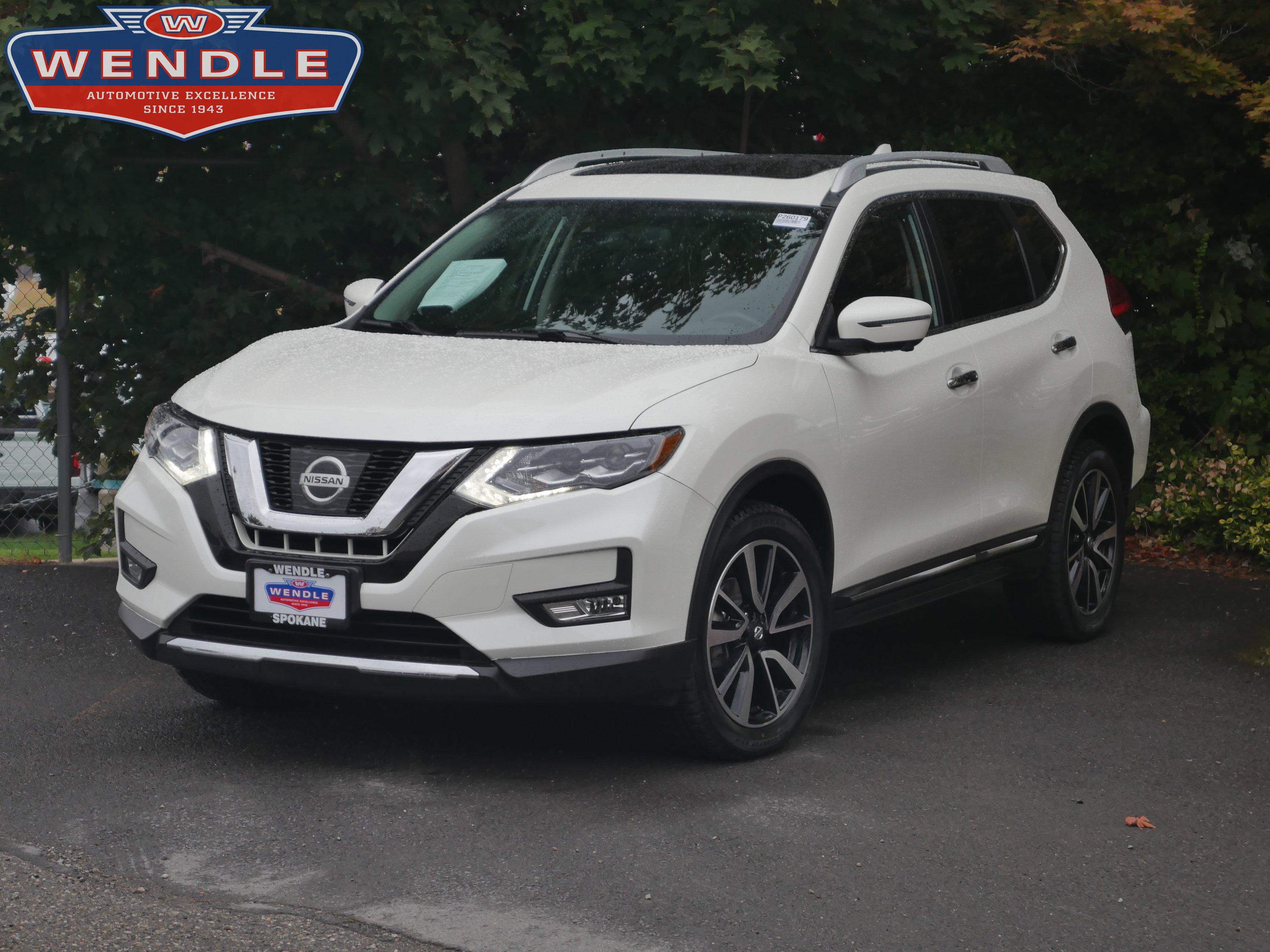 Used 2017 Nissan Rogue SL w/ SL Premium Package