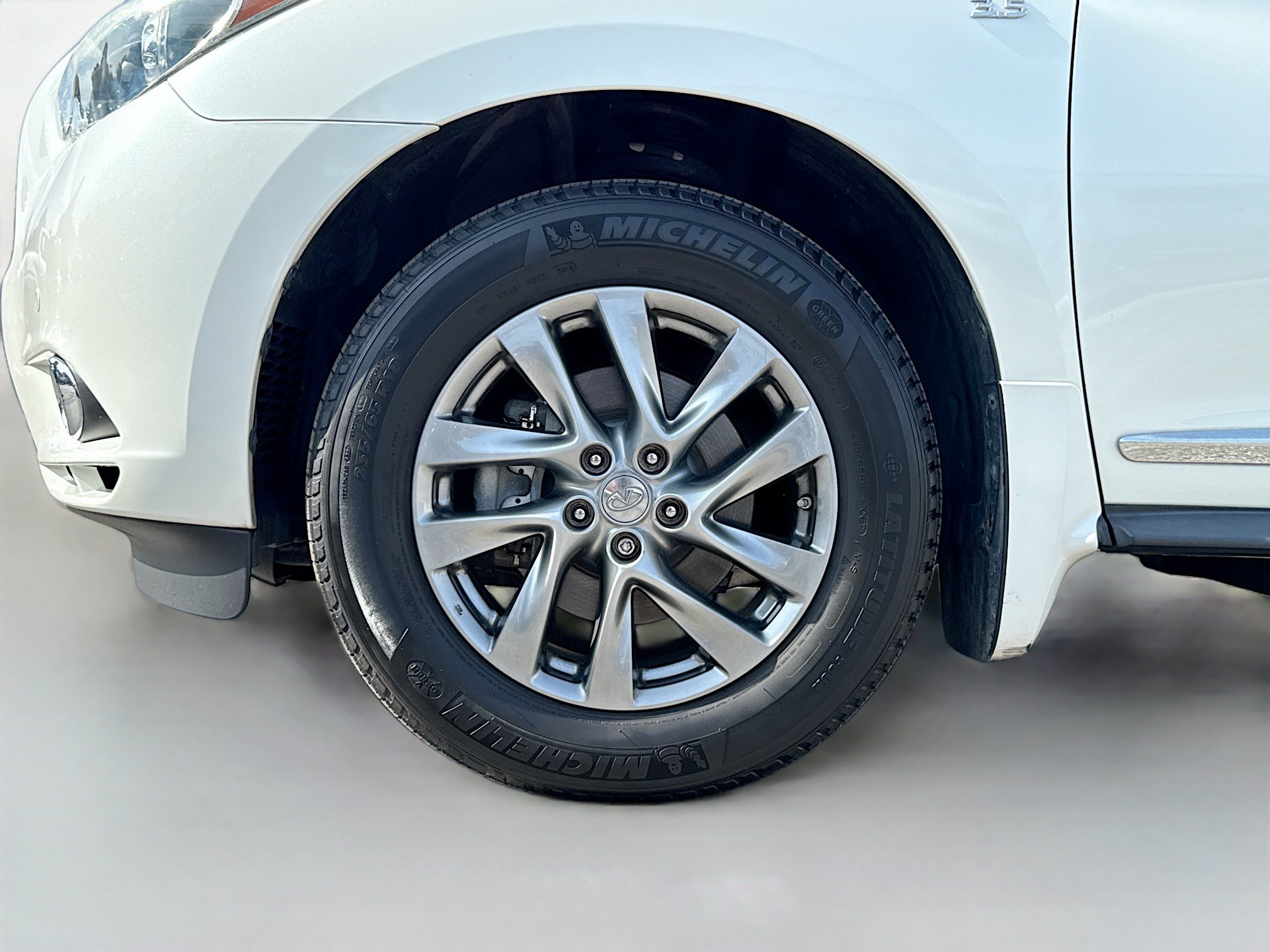 Used 2015 INFINITI QX60 Luxe w/ Premium Plus Package AWD/4WD image 43
