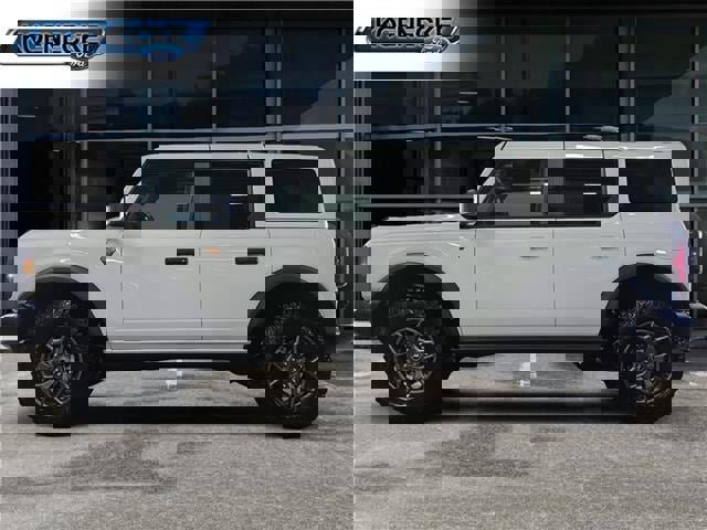 New 2025 Ford Bronco Badlands image 9