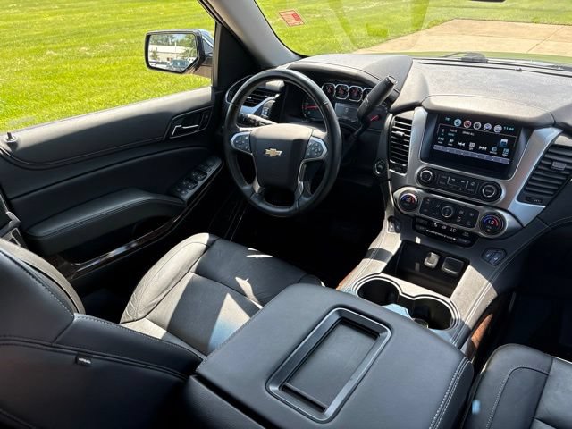 Used 2019 Chevrolet Suburban LT AWD/4WD image 28