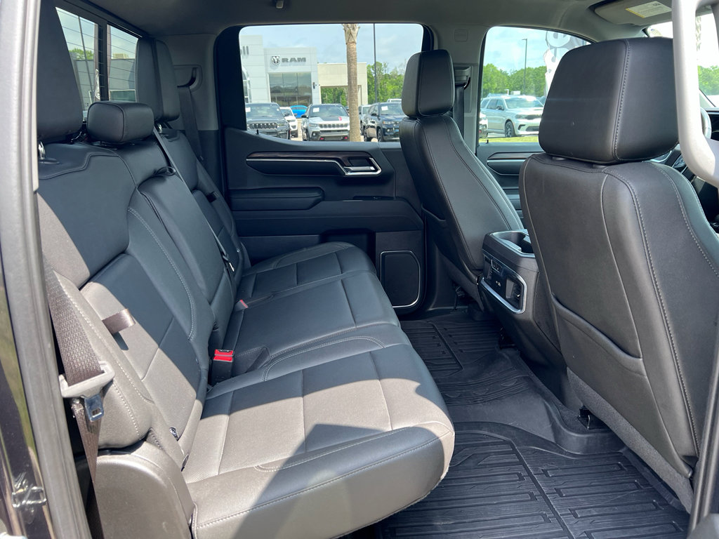 Used 2022 GMC Sierra 1500 SLT AWD/4WD image 15