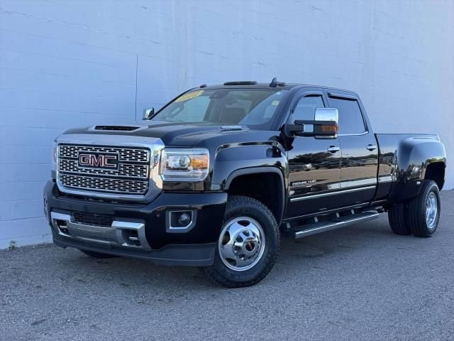 Used 2018 GMC Sierra 3500 Denali w/ Duramax Plus Package AWD/4WD image 1