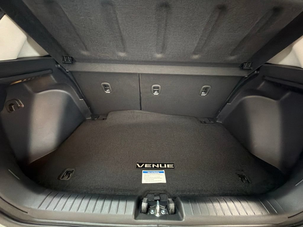 New 2026 Hyundai Venue SEL FWD image 13