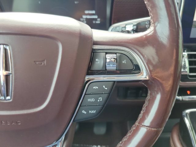 Used 2020 Lincoln Navigator Black Label w/ Cargo Convenience Package AWD/4WD image 28