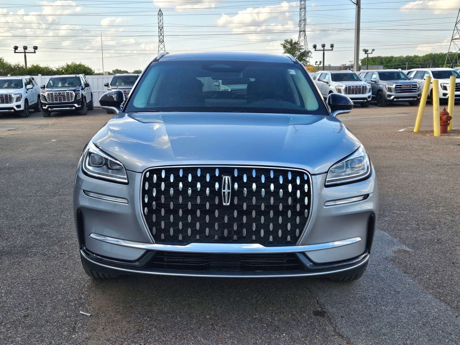 Used 2024 Lincoln Corsair Reserve w/ Towing Package AWD/4WD image 10