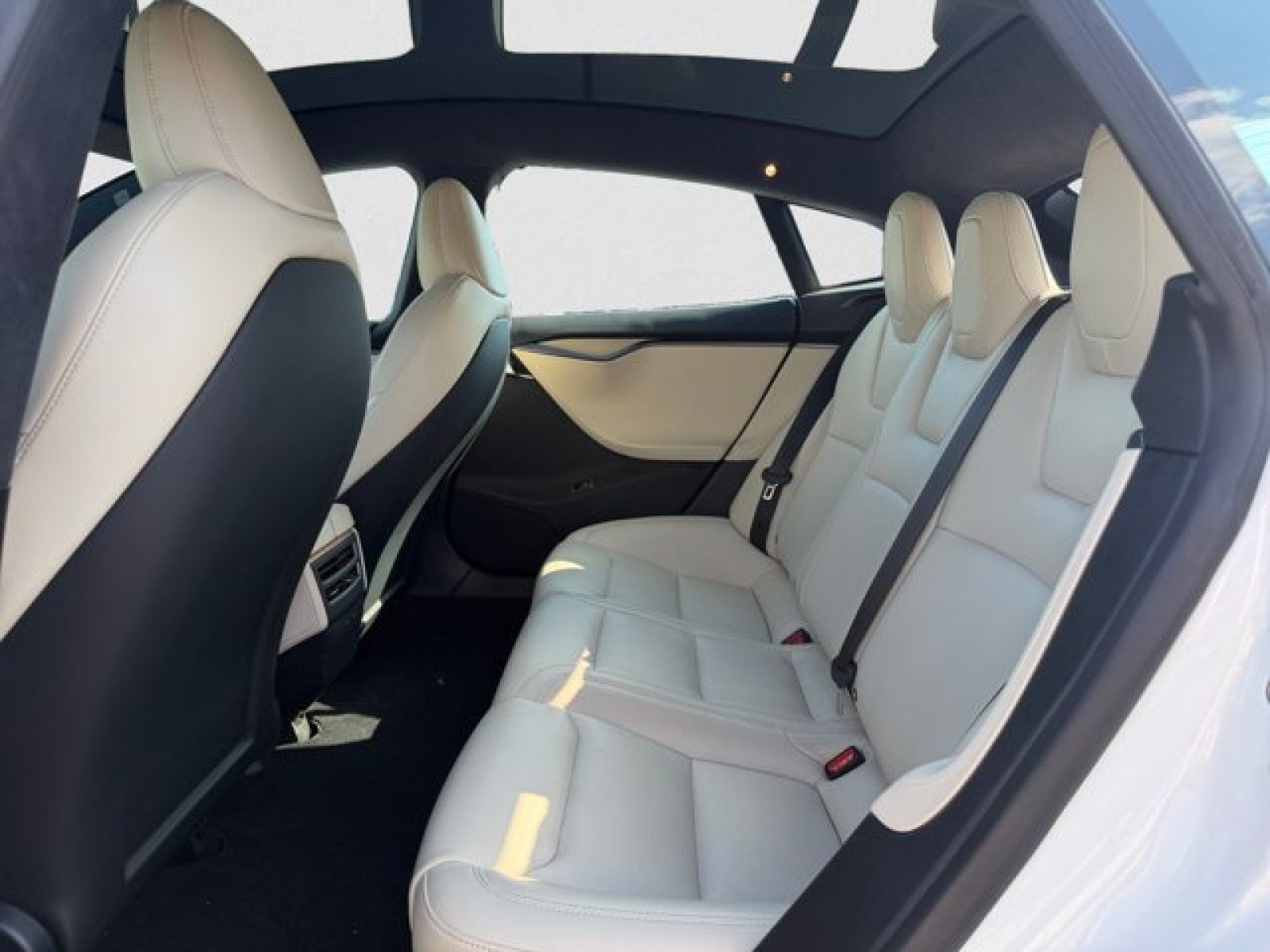 Used 2020 Tesla Model S Long Range Plus AWD/4WD image 19