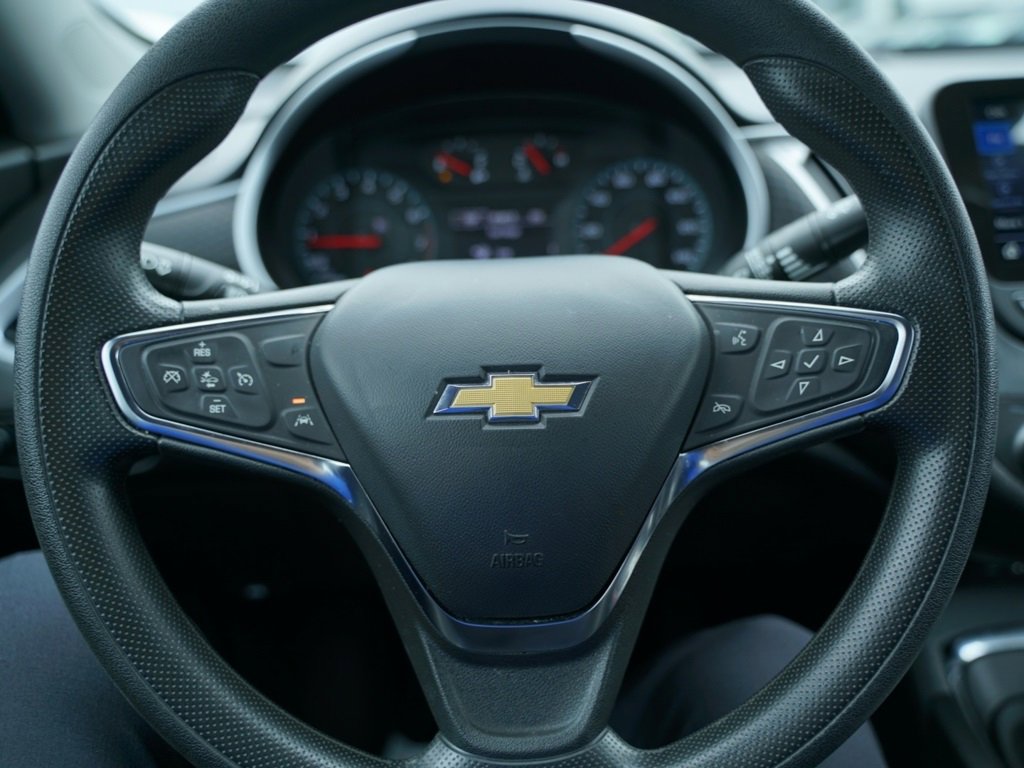 Used 2023 Chevrolet Malibu LT image 12
