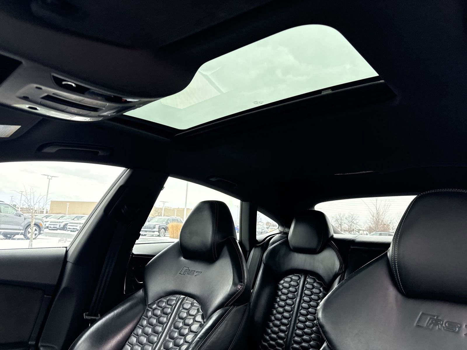 Used 2017 Audi RS 7 Prestige image 22