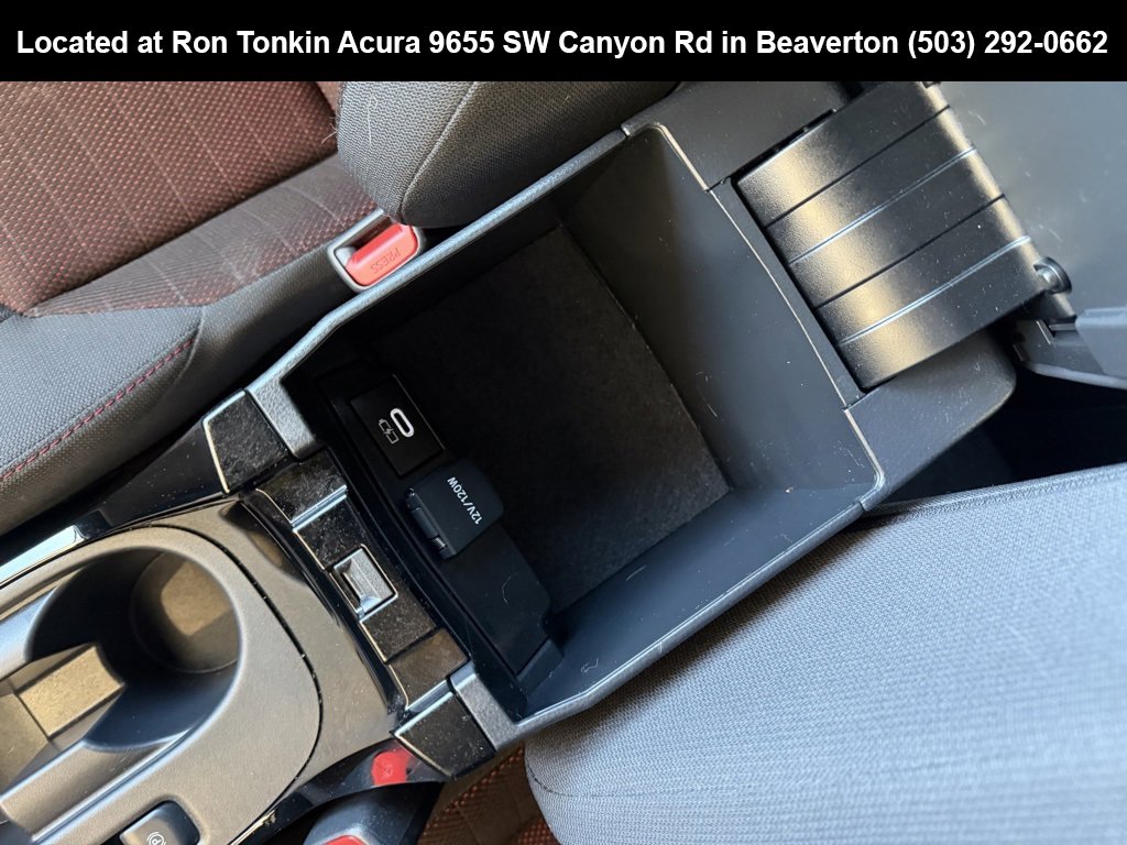 Used 2024 Toyota Corolla SE image 24