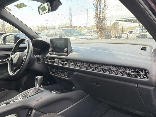 Used 2024 Honda HR-V Sport image 17