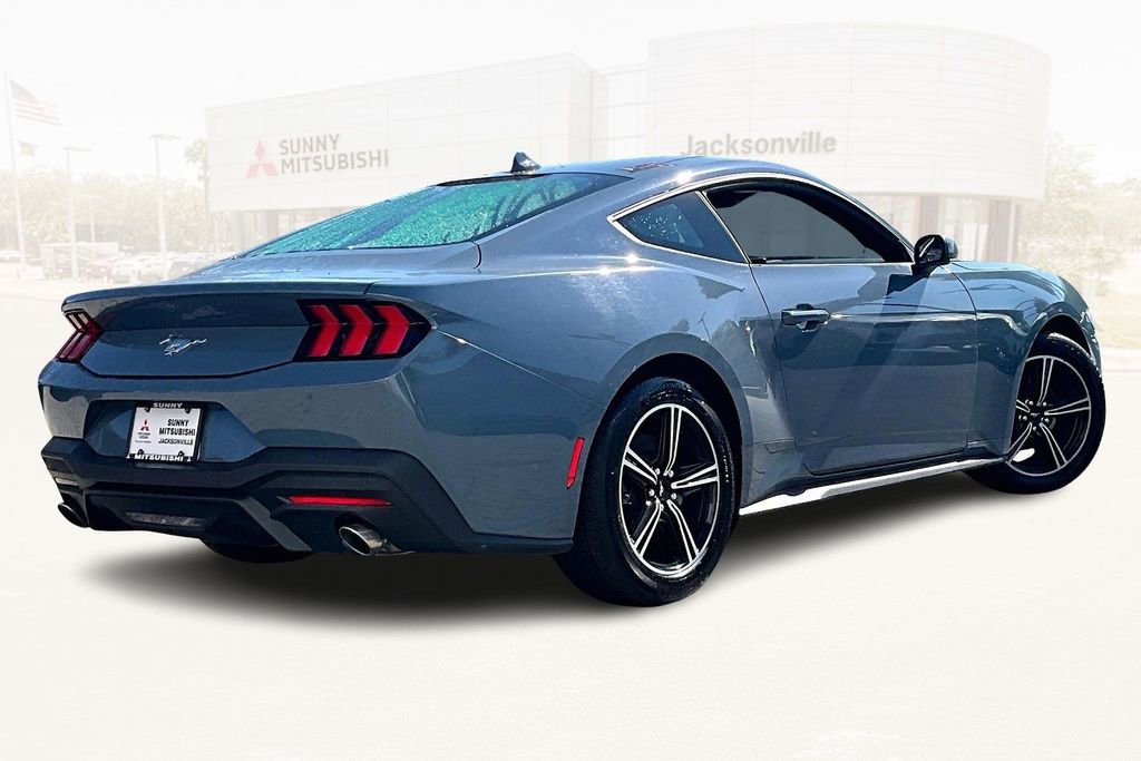 Used 2024 Ford Mustang Coupe RWD image 6