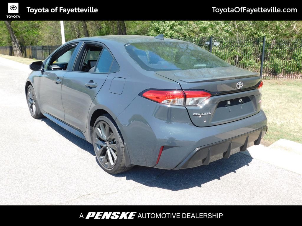 Certified 2025 Toyota Corolla SE image 3