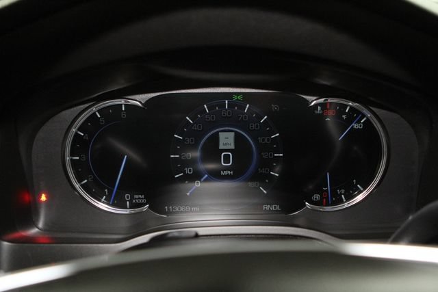 Used 2018 Cadillac Escalade ESV Luxury AWD/4WD image 19