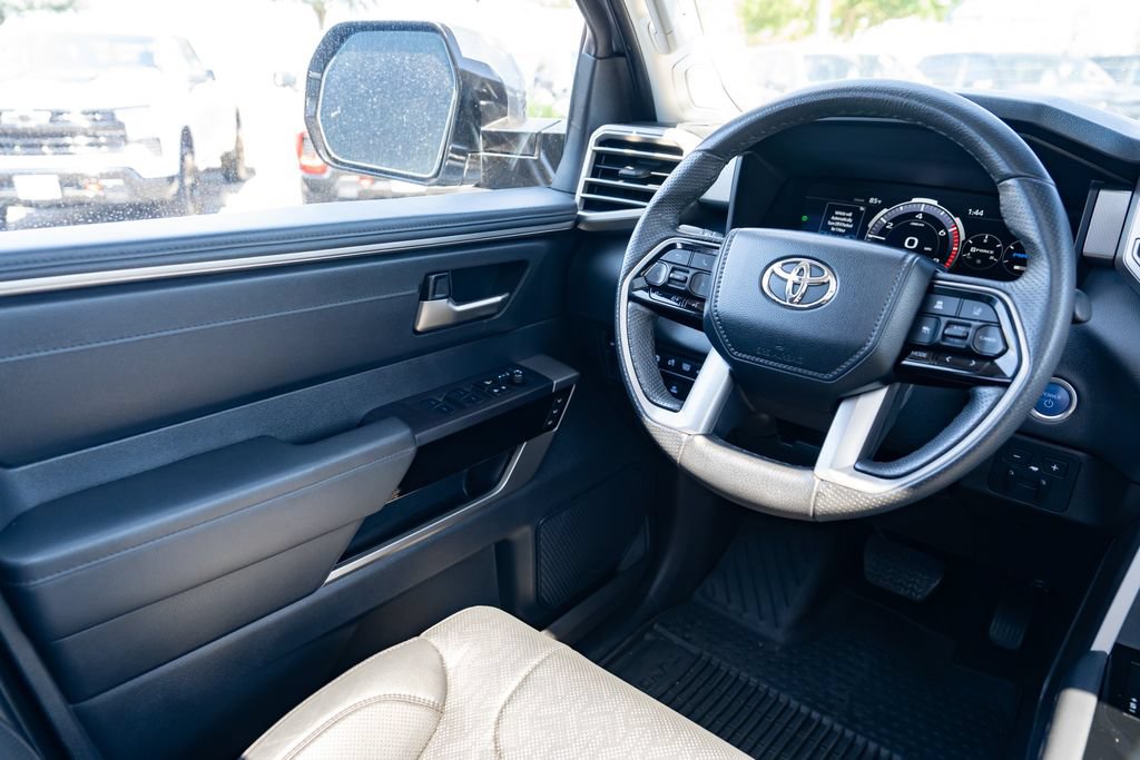 Used 2024 Toyota Tundra Limited AWD/4WD image 12