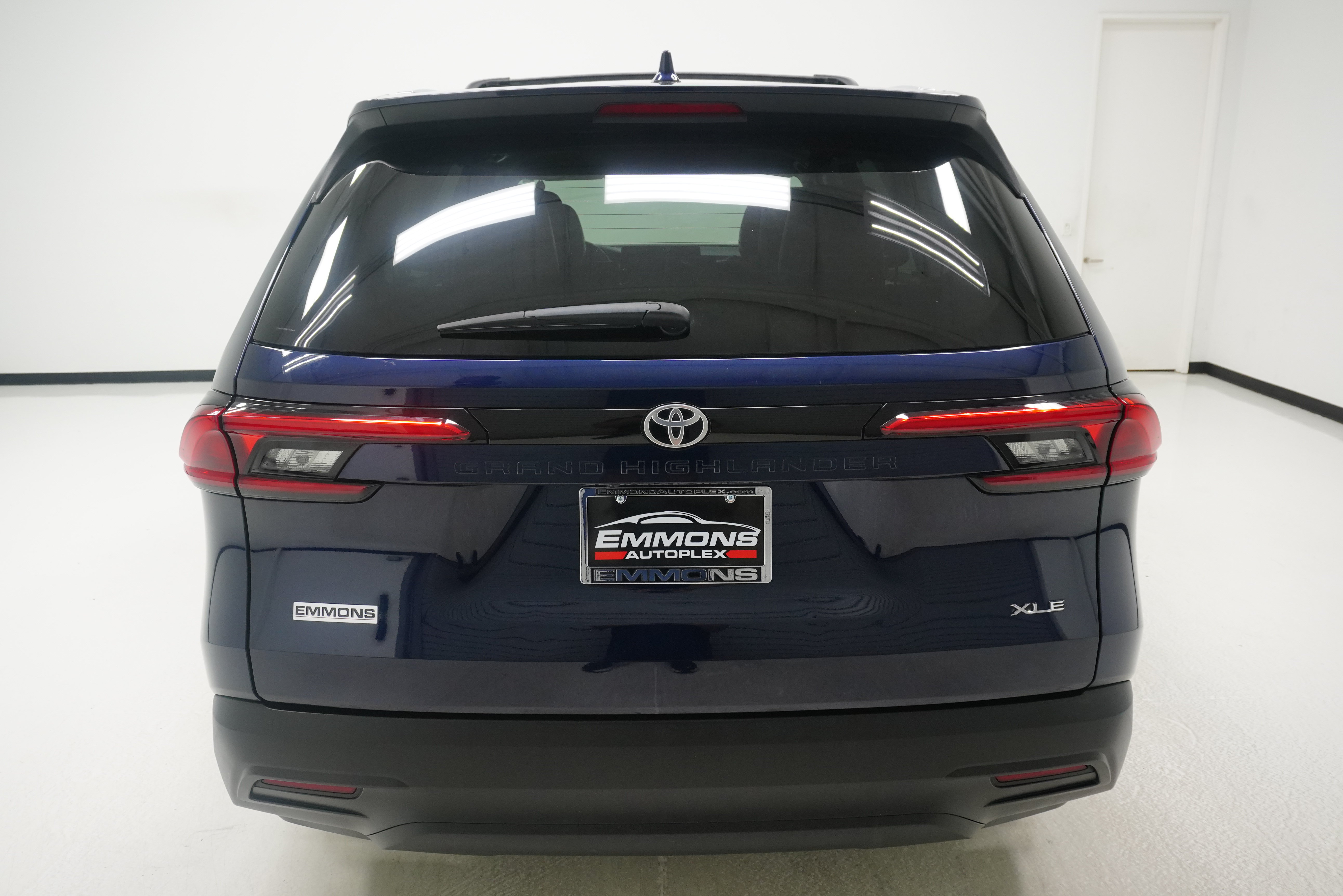 Used 2024 Toyota Grand Highlander FWD image 5