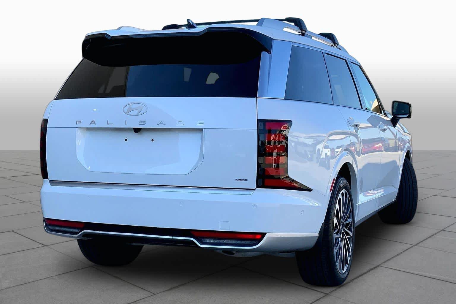 Used 2026 Hyundai Palisade Calligraphy AWD/4WD image 13
