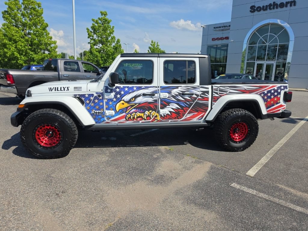 New 2025 Jeep Gladiator Sport AWD/4WD image 2