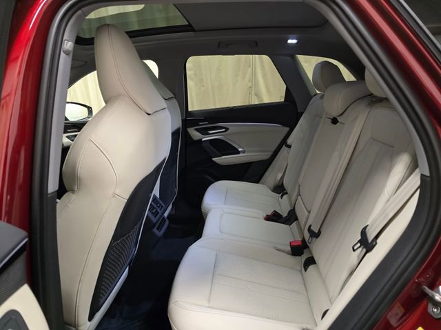 New 2025 Audi Q5 Premium Plus image 28