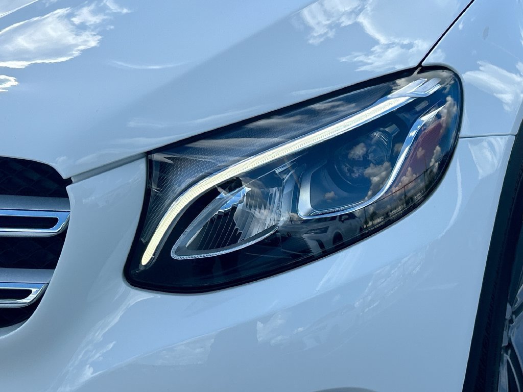 Used 2019 Mercedes-Benz GLC 350e 4MATIC image 26