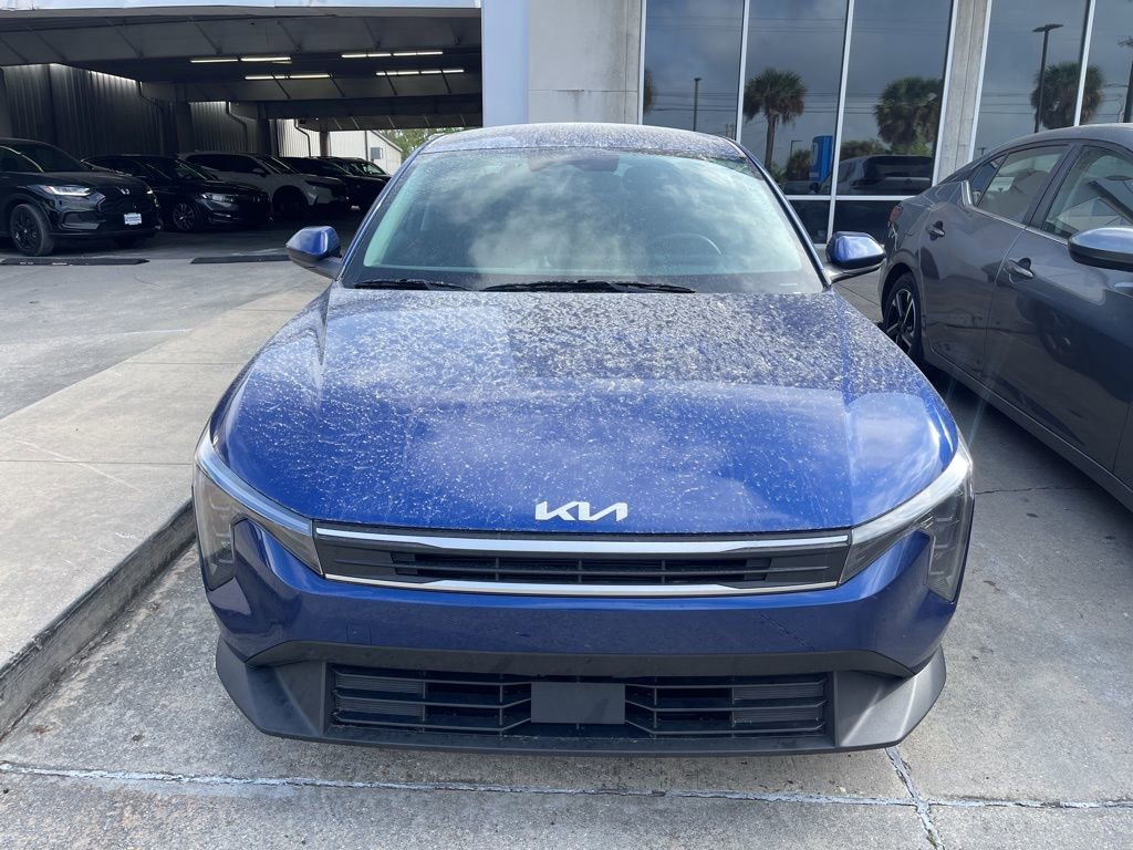 Used 2025 Kia K4 LXS image 2