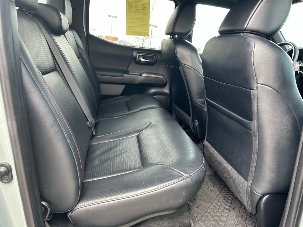 Used 2021 Toyota Tacoma TRD Pro AWD/4WD image 28