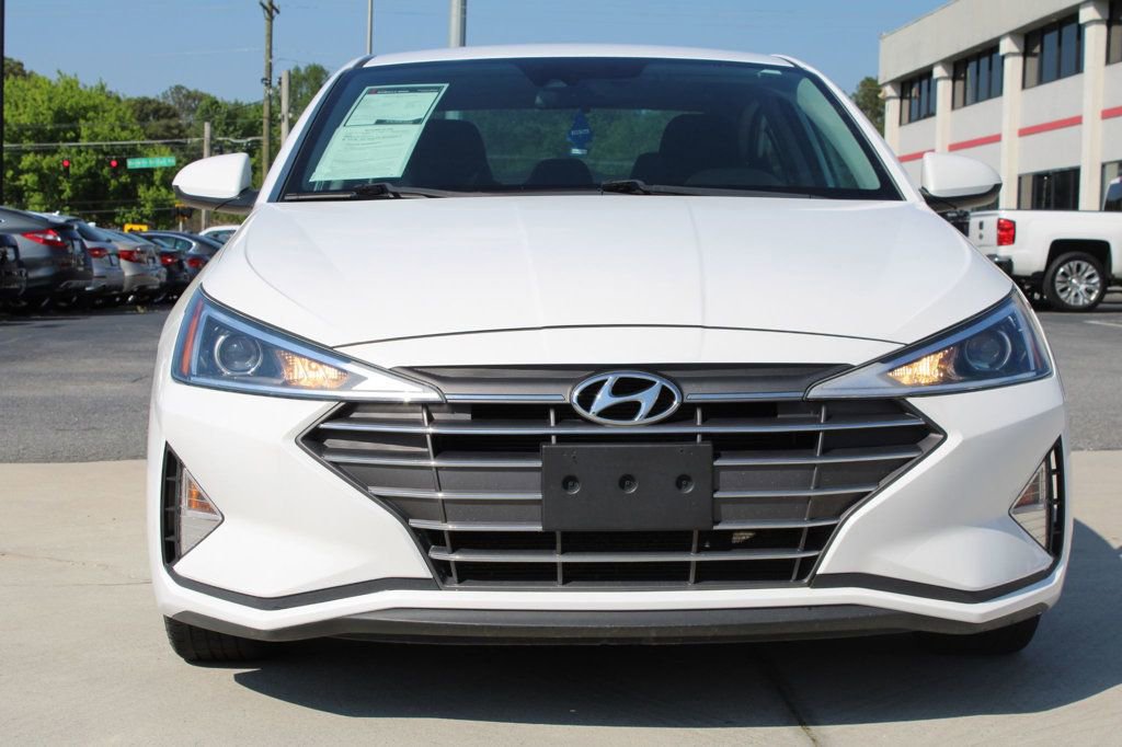 Used 2020 Hyundai Elantra SEL w/ Cargo Package (C1) image 2