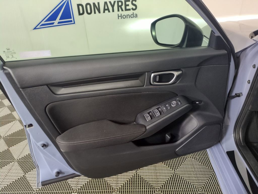 Used 2023 Honda Civic Sport image 10