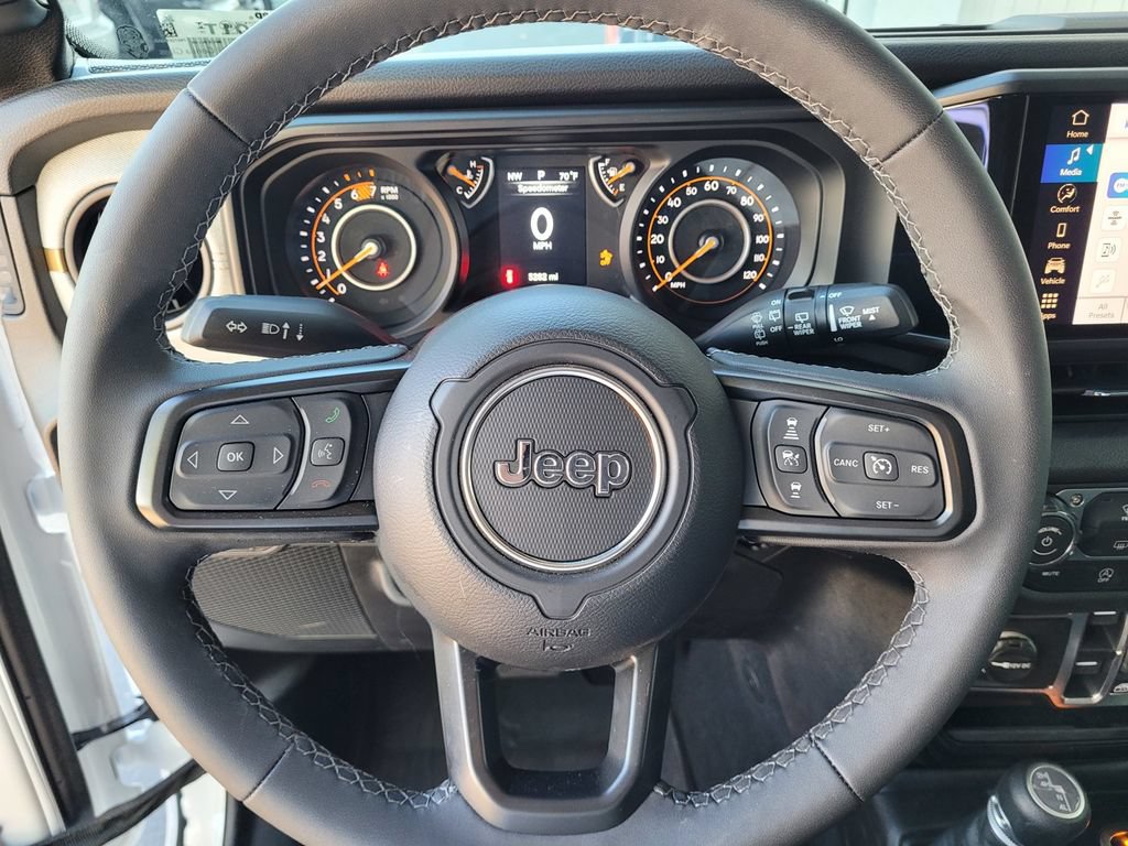 Used 2026 Jeep Wrangler Unlimited Sport AWD/4WD image 16