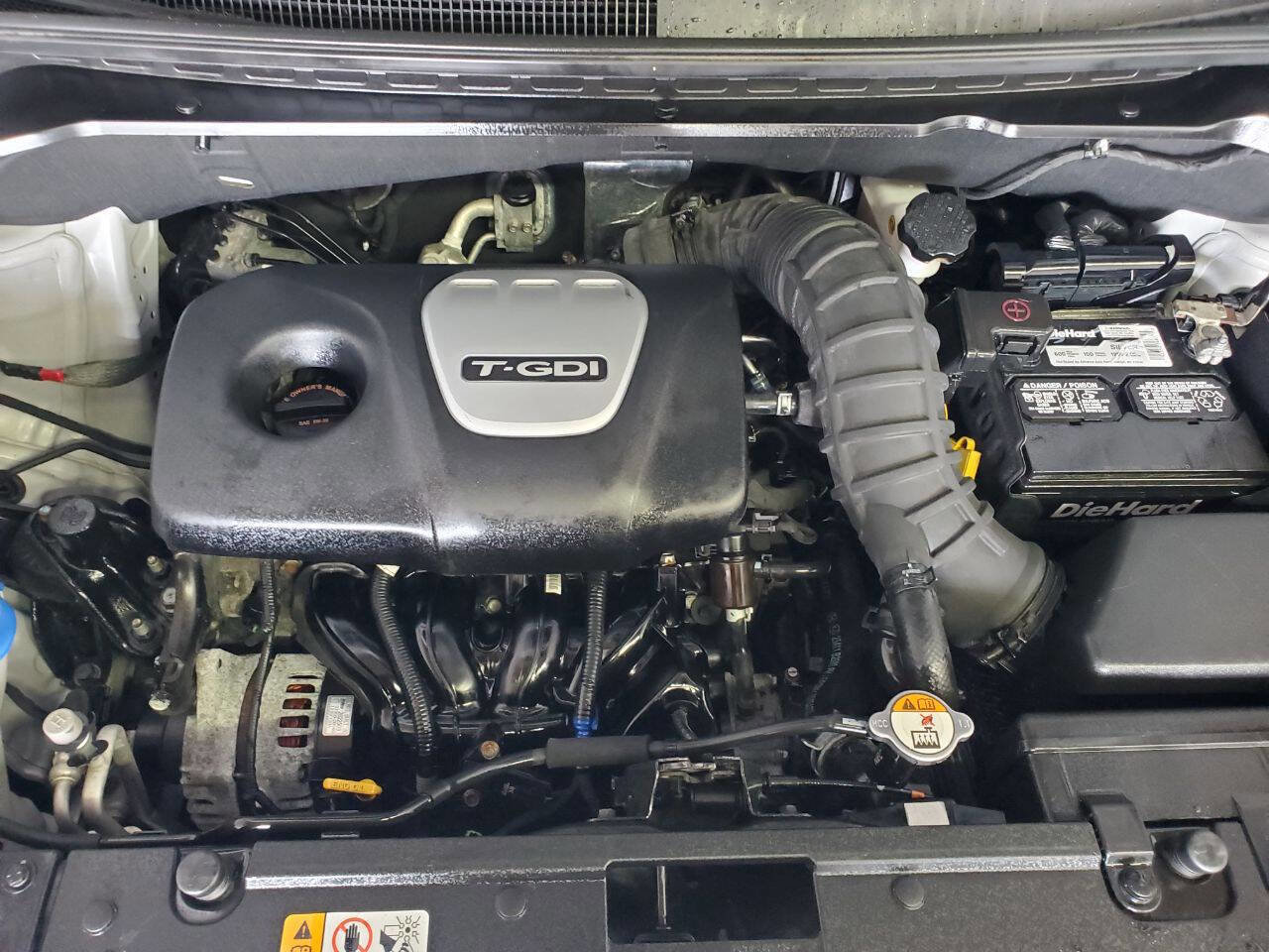 Used 2019 Kia Soul ! w/ Technology Package FWD image 4