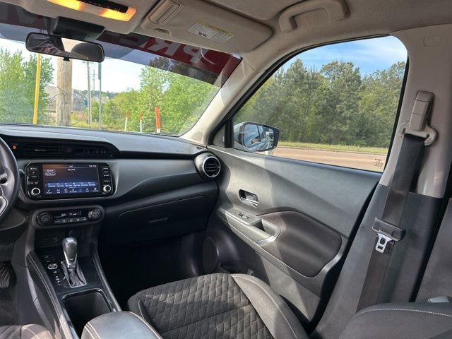 Used 2021 Nissan Kicks SV FWD image 34