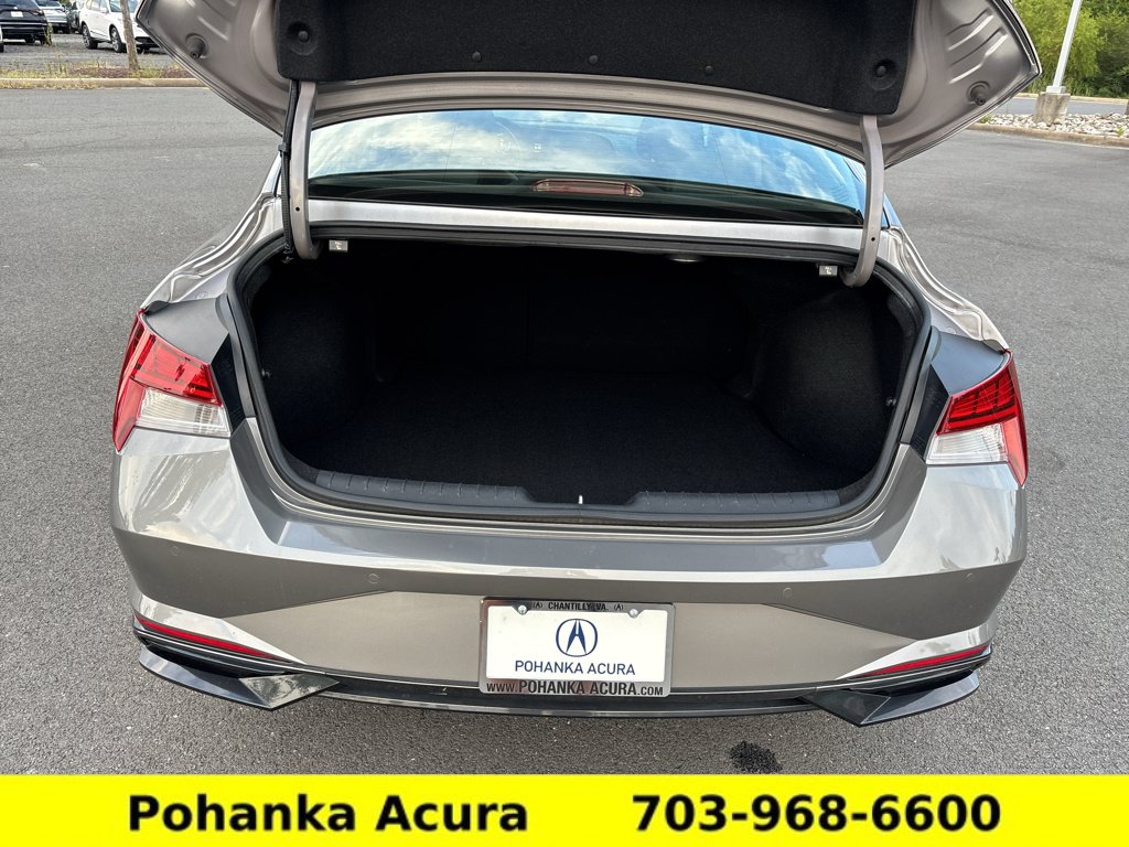 Used 2023 Hyundai Elantra Limited FWD image 28