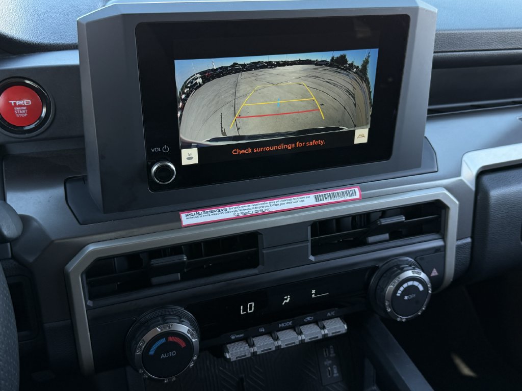 Used 2024 Toyota Tacoma TRD Off-Road AWD/4WD image 18
