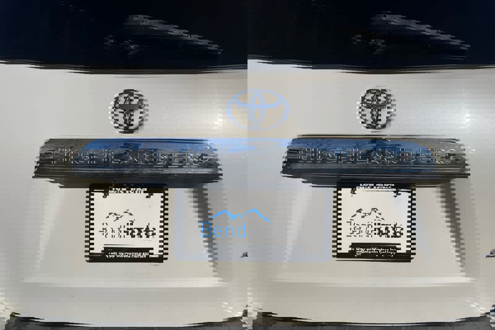 Used 2013 Toyota Highlander SE image 12