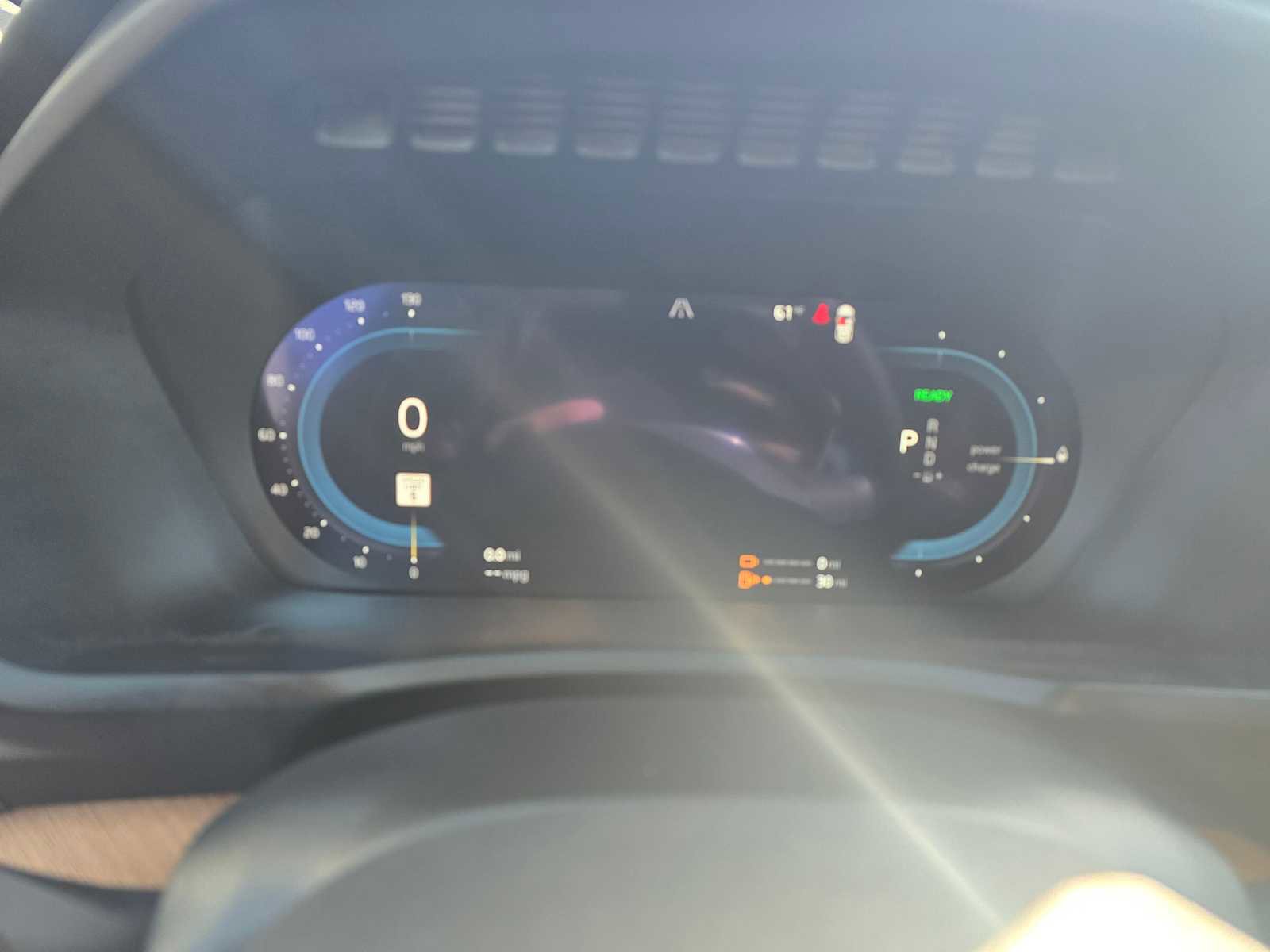 Used 2023 Volvo XC90 T8 Core w/ Climate Package image 28