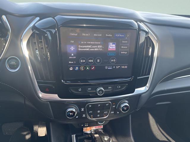 Used 2023 Chevrolet Traverse LT w/ LT Premium Package image 11
