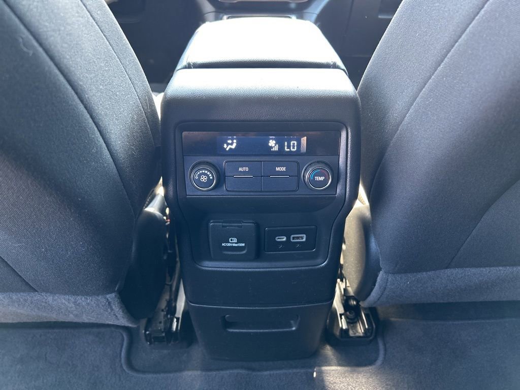 Used 2023 GMC Acadia SLE w/ Infotainment Package image 38