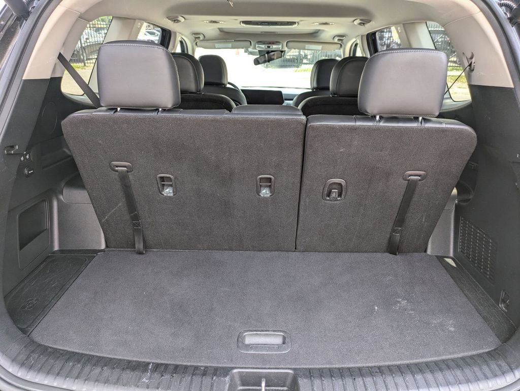 Used 2025 Kia Telluride S image 28