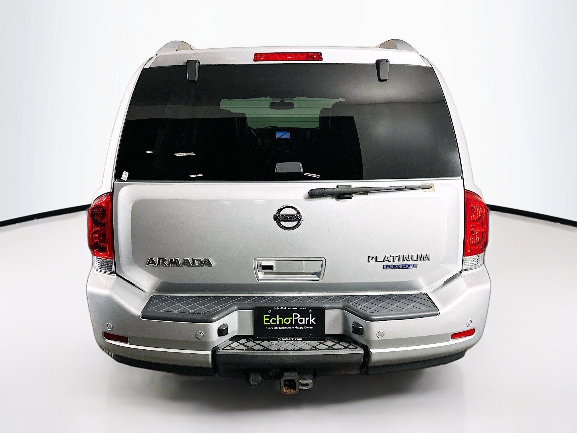 Used 2015 Nissan Armada Platinum w/ 2nd Row Captain Seat Package image 7