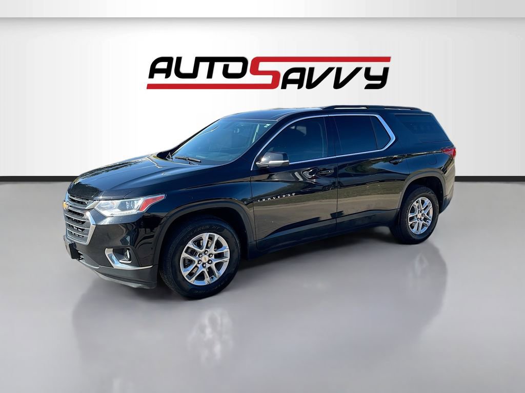 Used 2021 Chevrolet Traverse LT image 3