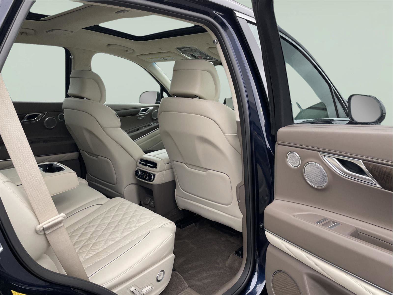 Used 2023 Genesis GV80 3.5T w/ Prestige Package image 19