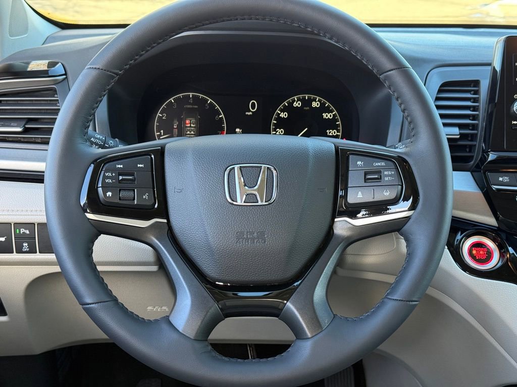 Certified 2026 Honda Odyssey Touring image 24