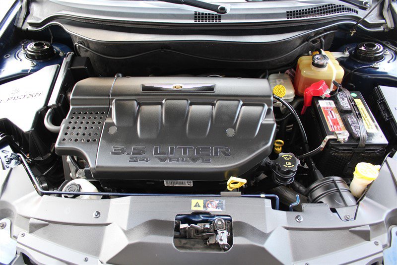 Used 2005 Chrysler Pacifica Touring image 34