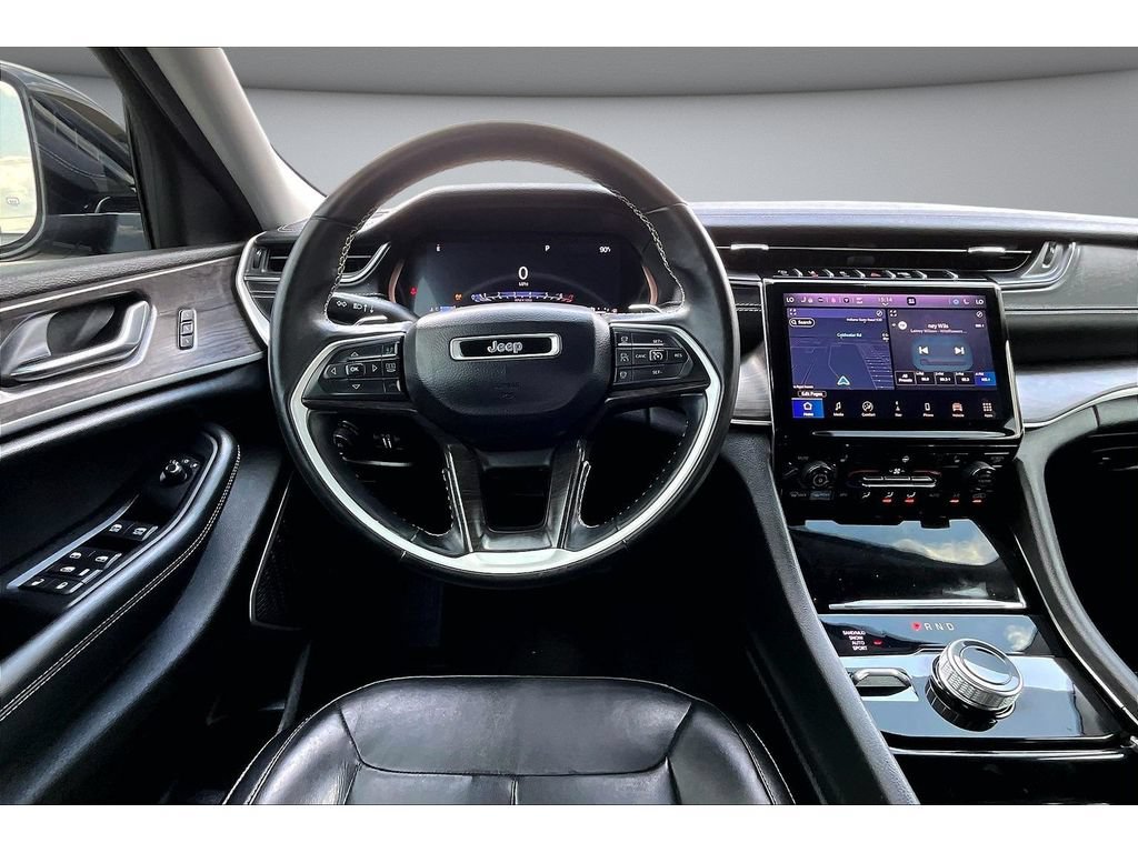 Certified 2022 Jeep Grand Cherokee L Limited AWD/4WD image 8
