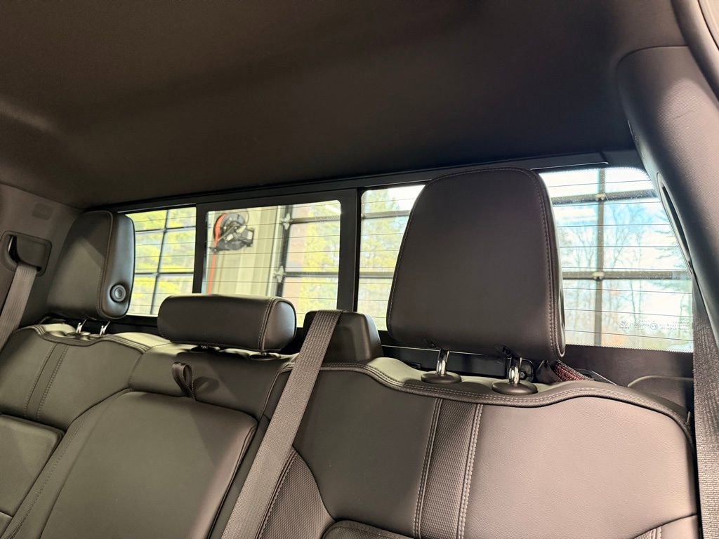 Used 2022 Chevrolet Silverado 2500 High Country w/ Z71 Off-Road Package AWD/4WD image 26