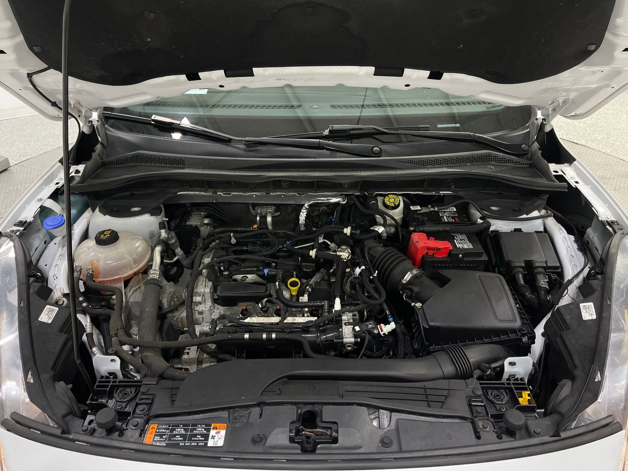 Used 2020 Ford Escape SE image 26