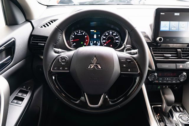 New 2026 Mitsubishi Eclipse Cross SE image 12