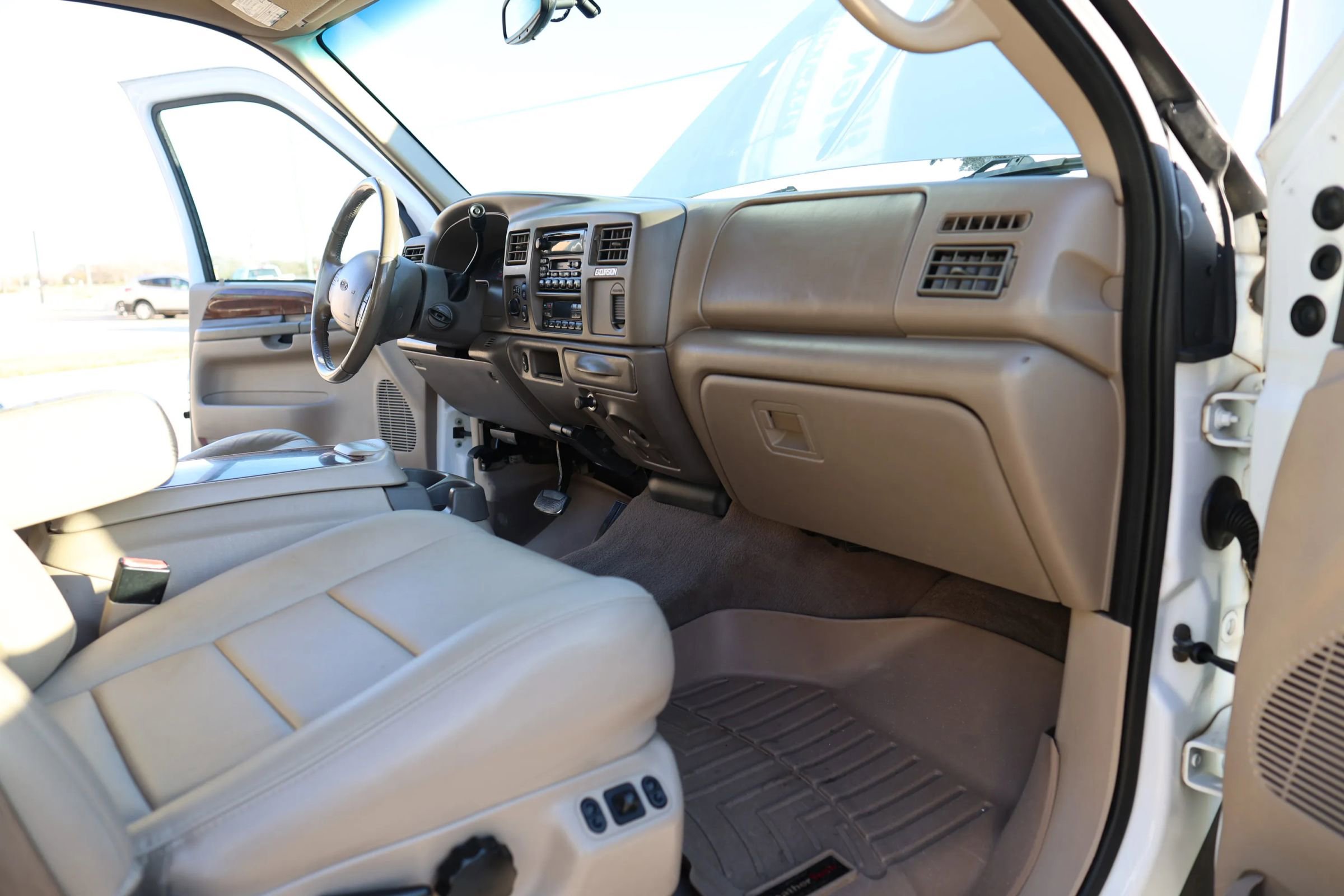 Used 2002 Ford Excursion Limited image 43